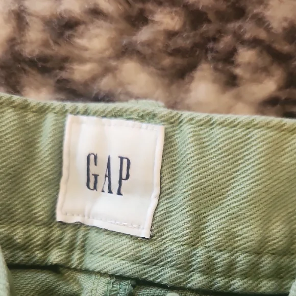 GAP Olive Wide Leg Pants - Picture 2 of 4